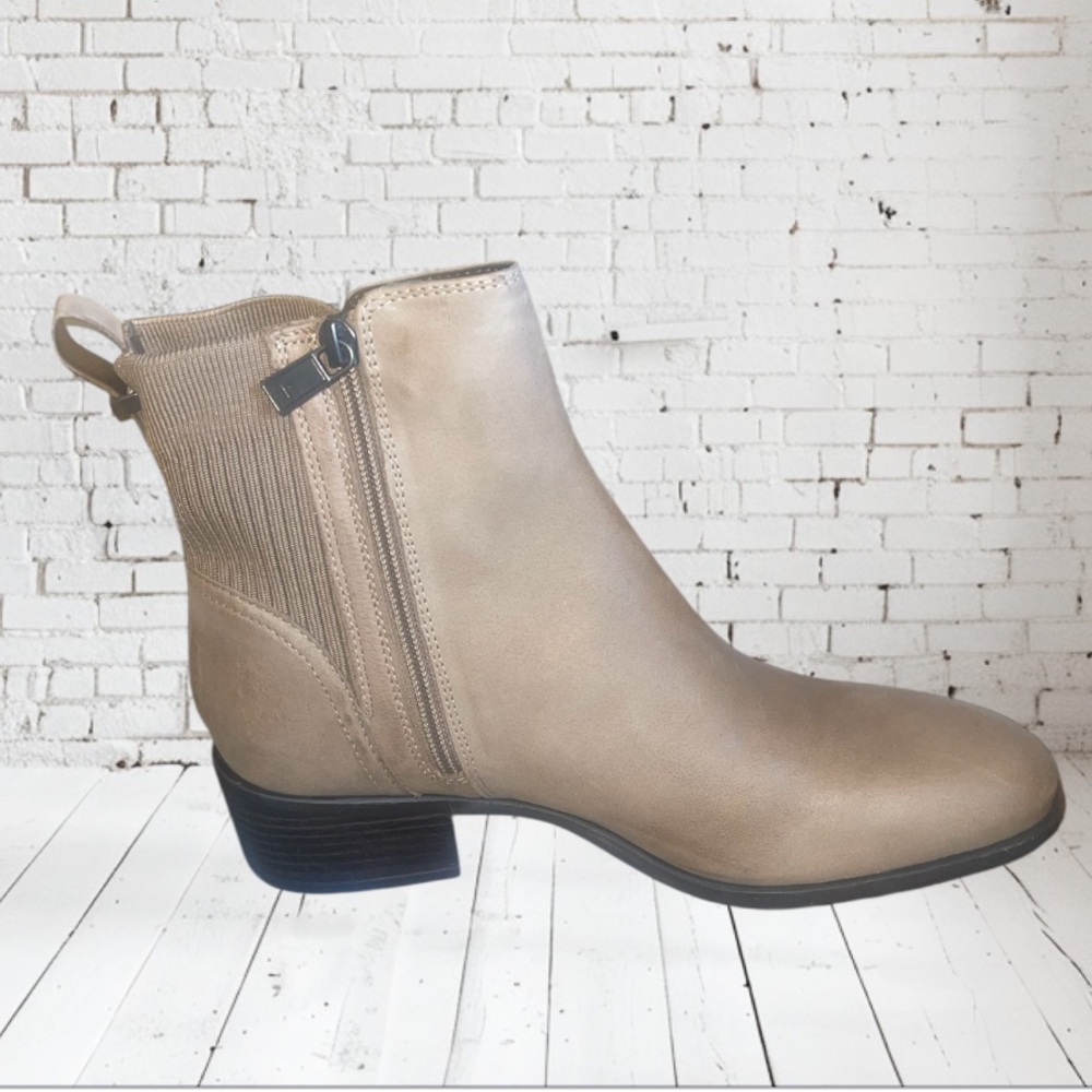 NEW💕Kenneth Cole Salt Stretch Bootie - Picture 4 of 9